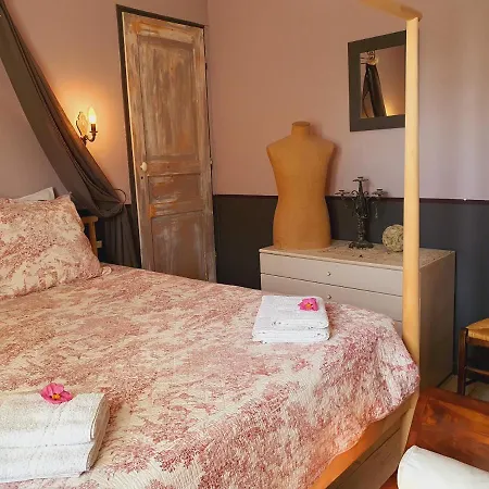 Holiday home Le Clos Des Pins *