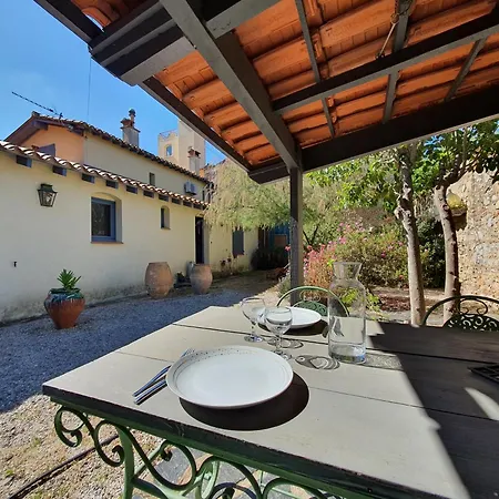Le Clos Des Pins *