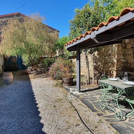 Holiday home Le Clos Des Pins Claira